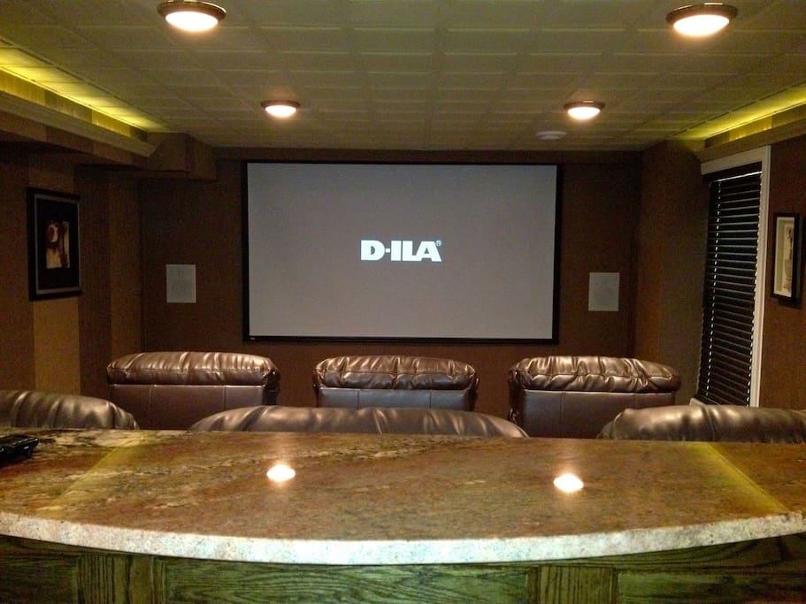 Theatre/cinema Room