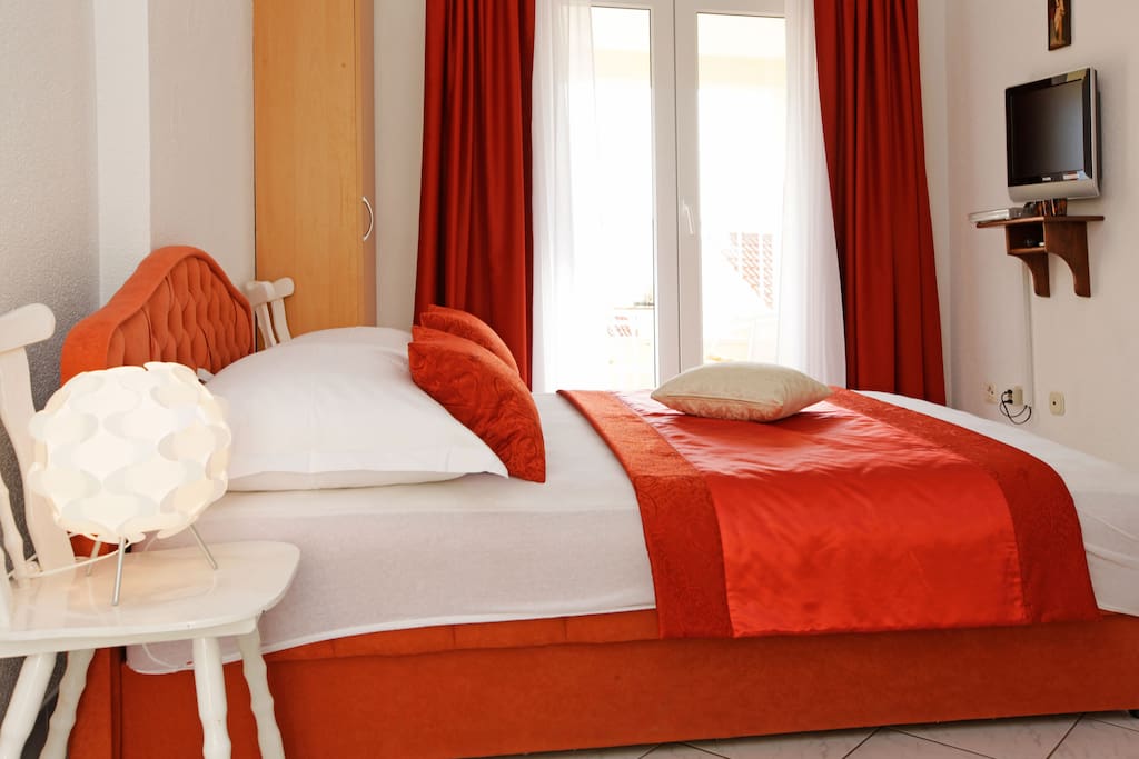 comfortable double bed