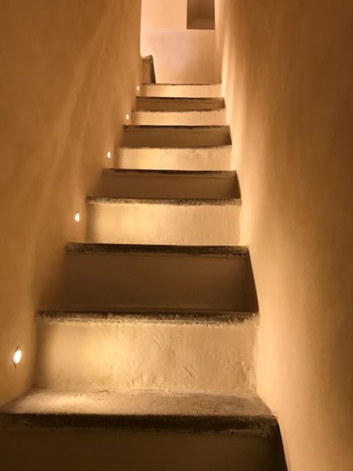 Scala entrata/Entrance Stairs