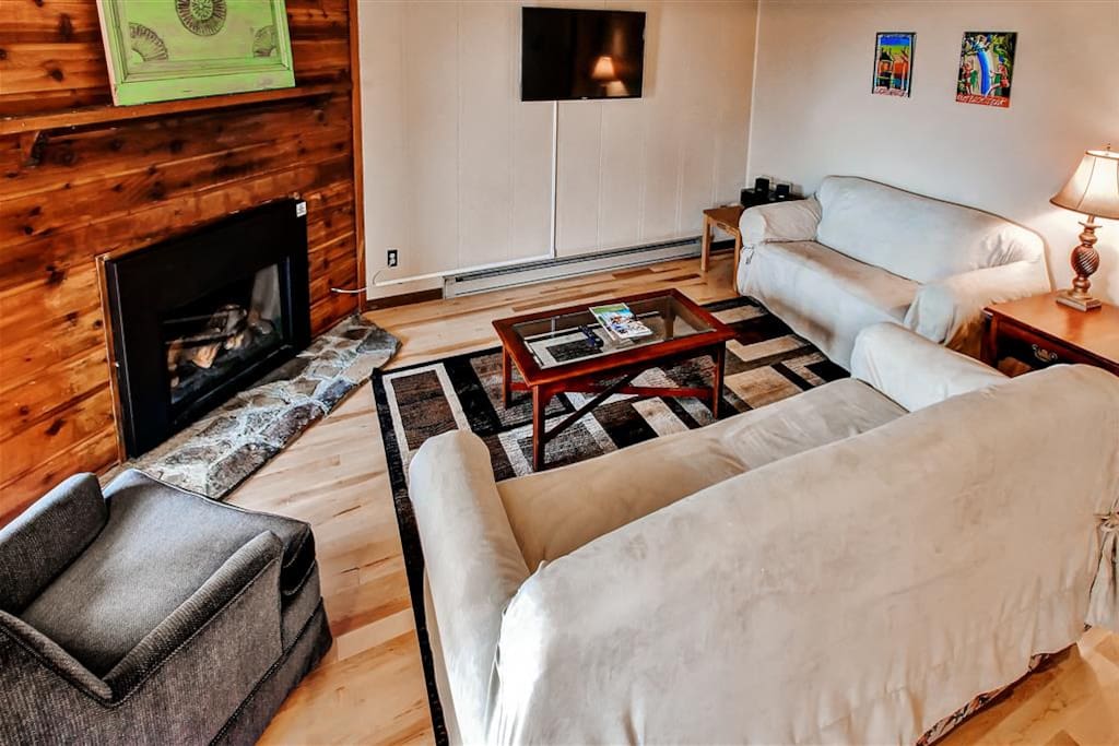 Kick back in the living room next to the cozy gas fireplace and watch your favorite cable show on the flat screen TV