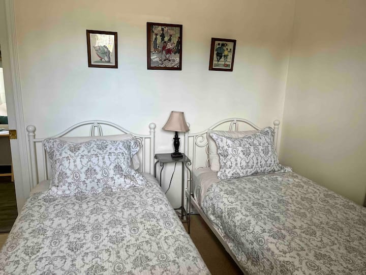 Delightful twin room with room to add our portable bed perfect for a family with three children. The weight limit for beds up to 250 pounds