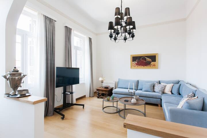 The Gem of Filopappou 2, member of Luxury Drops gallery image 3