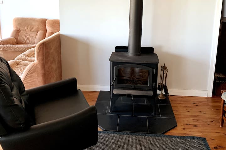 Hat Hill Family Holiday Home - Blackheath, NSW, Australia