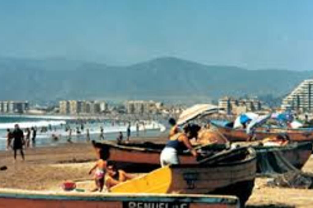 A 5 MINUTOS CAMINANDO
