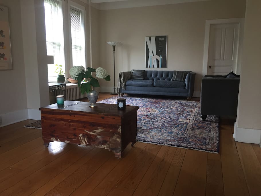 Living room - side 1