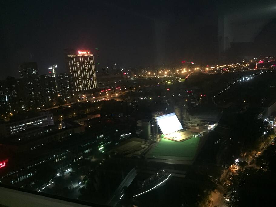 夜晚都市景色