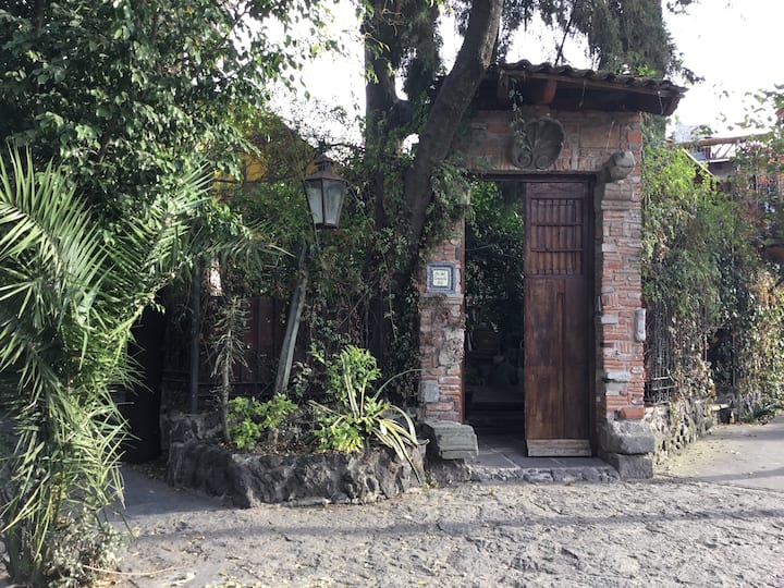 Cottage in Coyoacan Houses for Rent in Mexico City, Coyoacán, Mexico