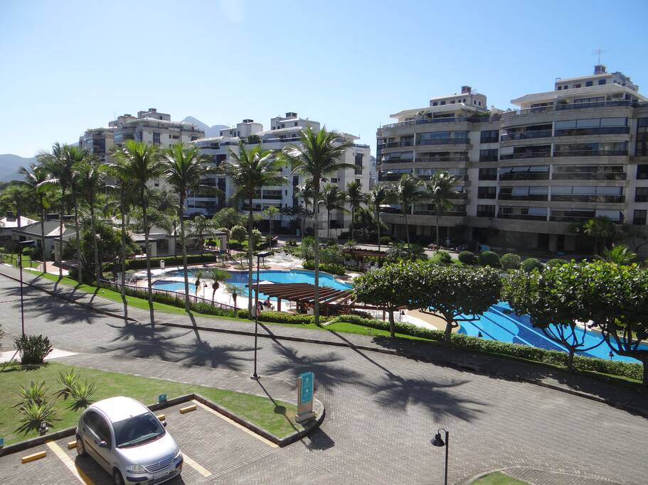 Vista aérea da piscina