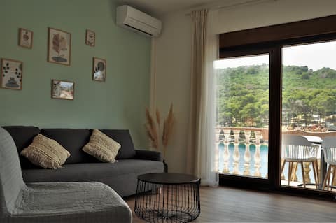 Successful Airbnb property: Jungle & Sea Boxavia in Molat