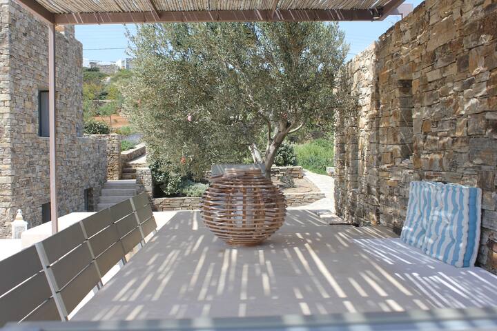 VILLA CHRISTINA-SOROS BEACH, ANTIPAROS gallery image 4