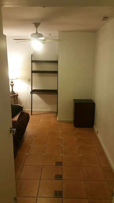 Cozy Room (1st Floor)