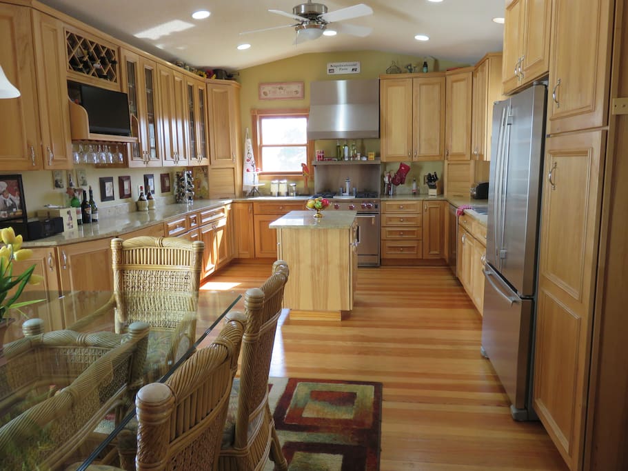 Kitchen with dining room