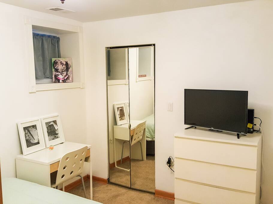 Plenty of closer space, dresser, desk, and TV w/ Roku Player (HGTV, Netflix, ESPN, HBO)