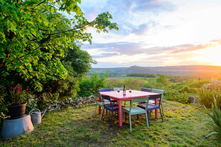 Vue sur la Colline Eternelle de Vézelay