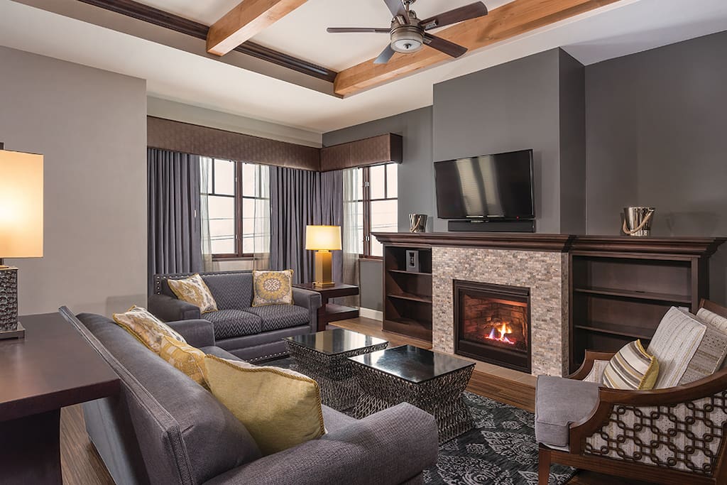 Living Room area with fireplace