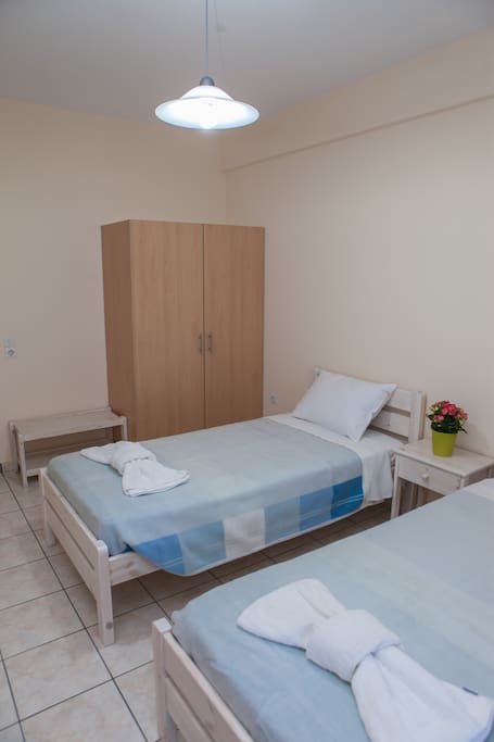 Twin bedroom in the apartment