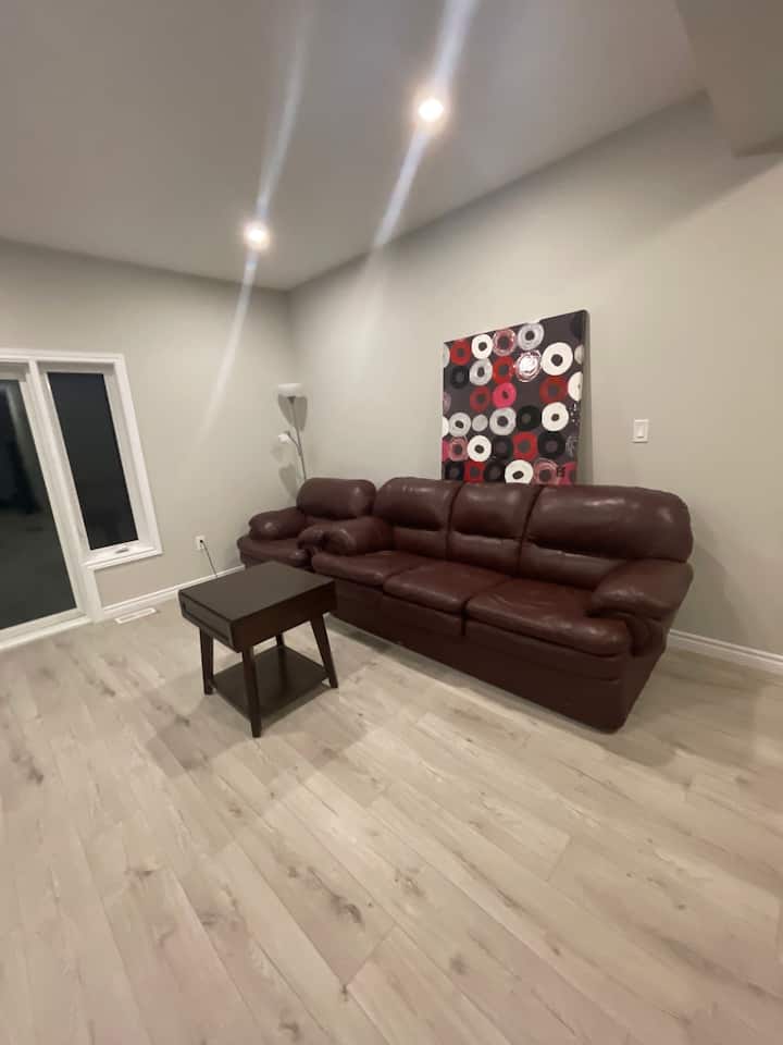 Woodstock House-fully Furnished 5 Br Townhouse - Ingersoll
