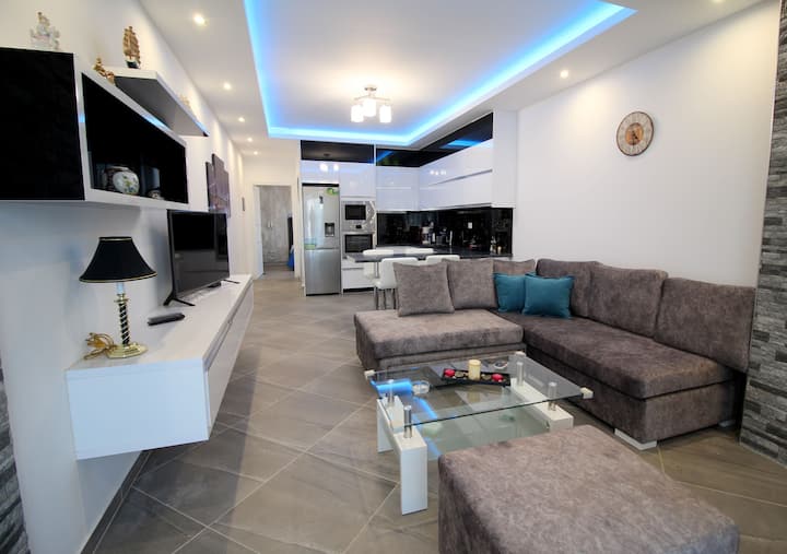 Le Gjero Luxury Villa Blue Apartment - Kassiopi