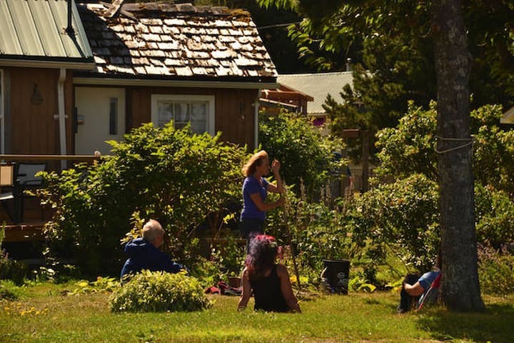 The Bayview Garden - Hostel Section -  Dorm style