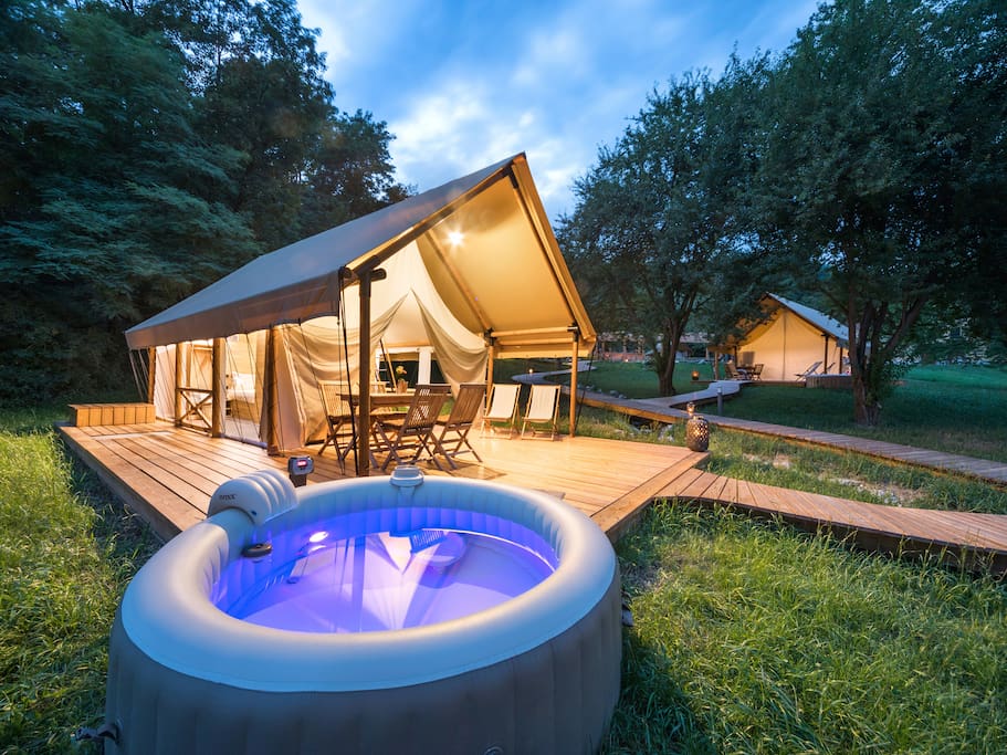 Private Jacuzzi for relaxing