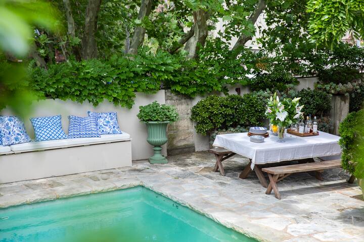 Edgecliff Retreat gallery image 3