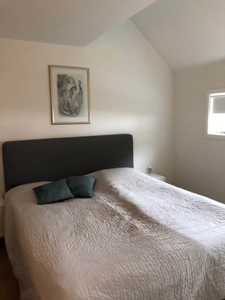 Dhomë gjumi e dyfishtë kati i parë