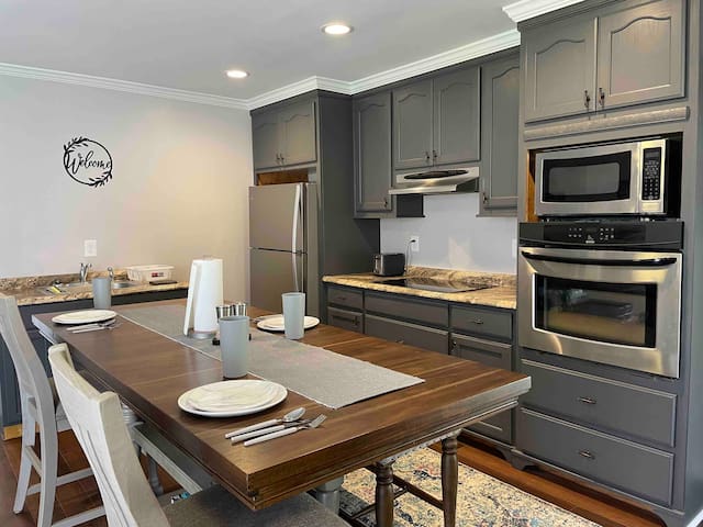 Listing in Johnson City