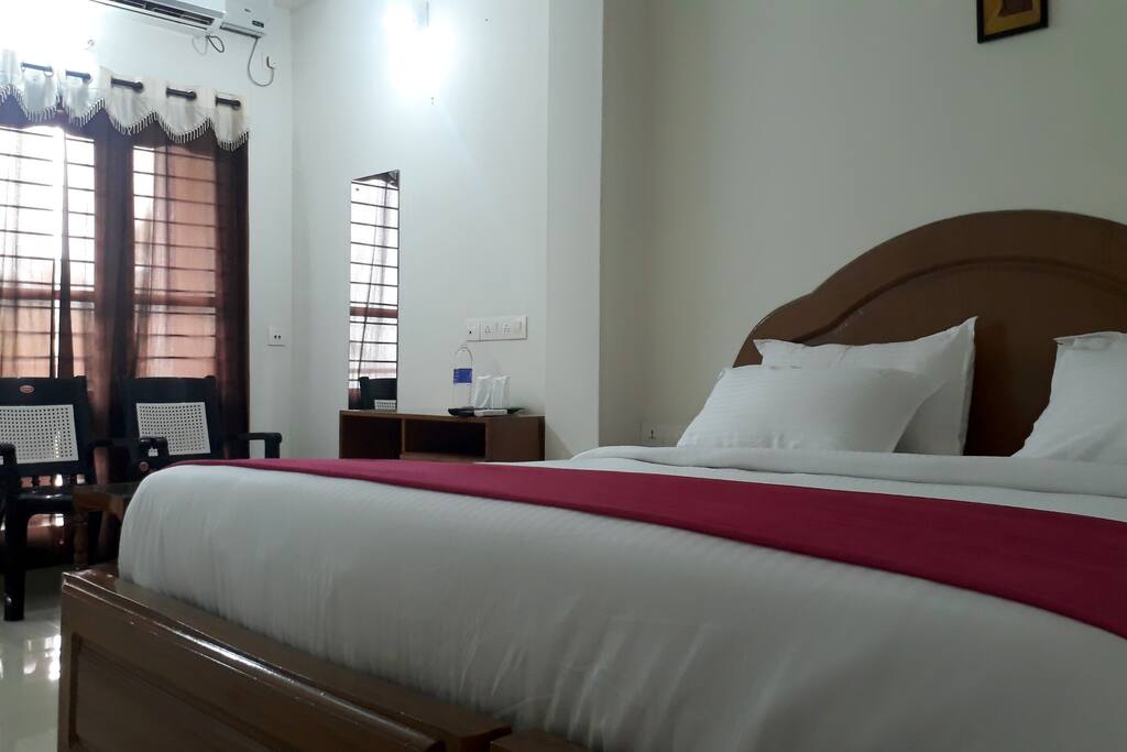 AC Deluxe Room1