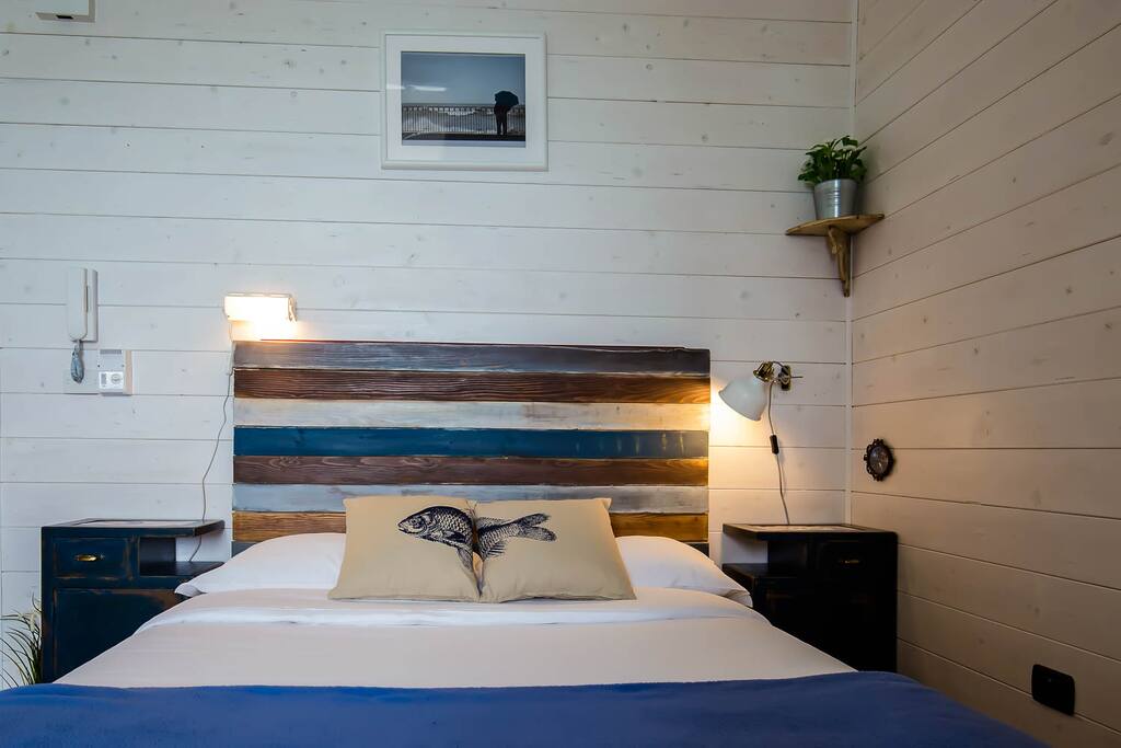 *Mare Studio* the bed of the romantic loft studio apartment with seaview by #starhost
