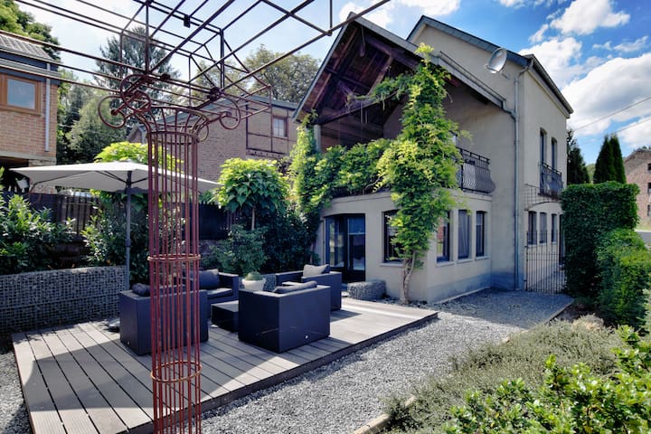 Gemütliches Ferienhaus auf dem Land in Verlaine-Sur-Ourthe
