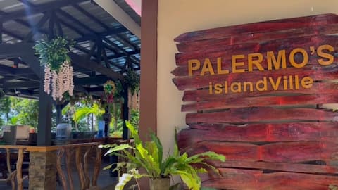 Guesthouse for up to 24 pax.