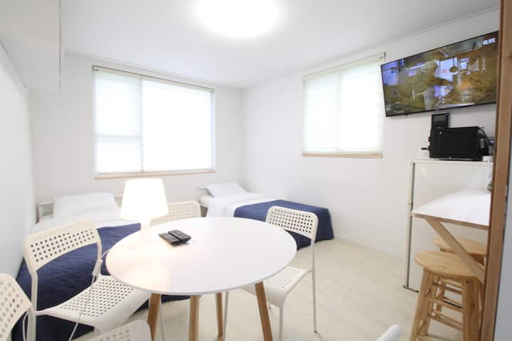 50% Off Monthly Rent 깨끗한 신축집 탑층.Near Hanriver Park - Seoul