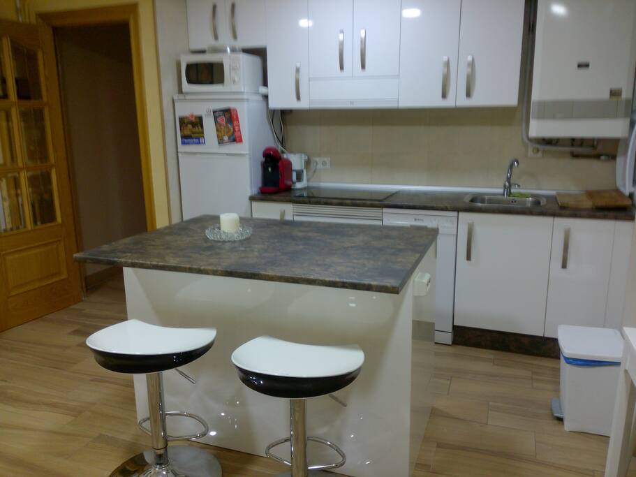 cocina / cuarto de estar