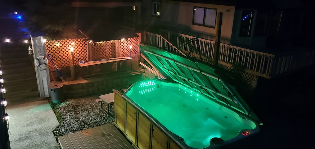 Vacation rentals 4rentus Grand Rapids managed Airbnb listing 3