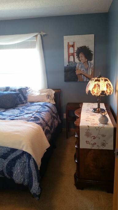 Guest bedroom with dressers