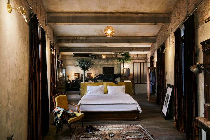 The Mustang Blu managed Airbnb listing 1