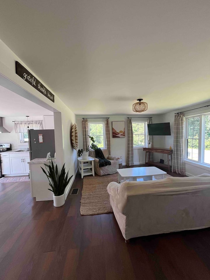 Boho Farmhouse By The Fields - Wells, ME