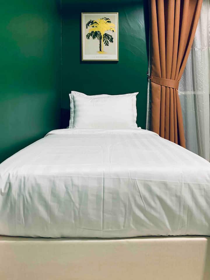 Bed Room 03