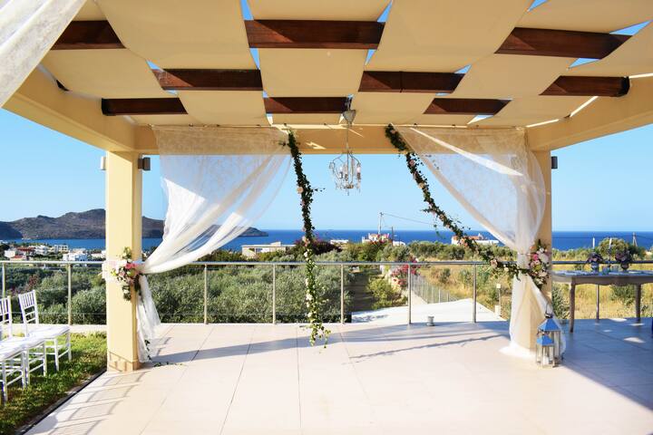 Villa Prigipessa-Seaview-Private pool- Agia Marina gallery image 4