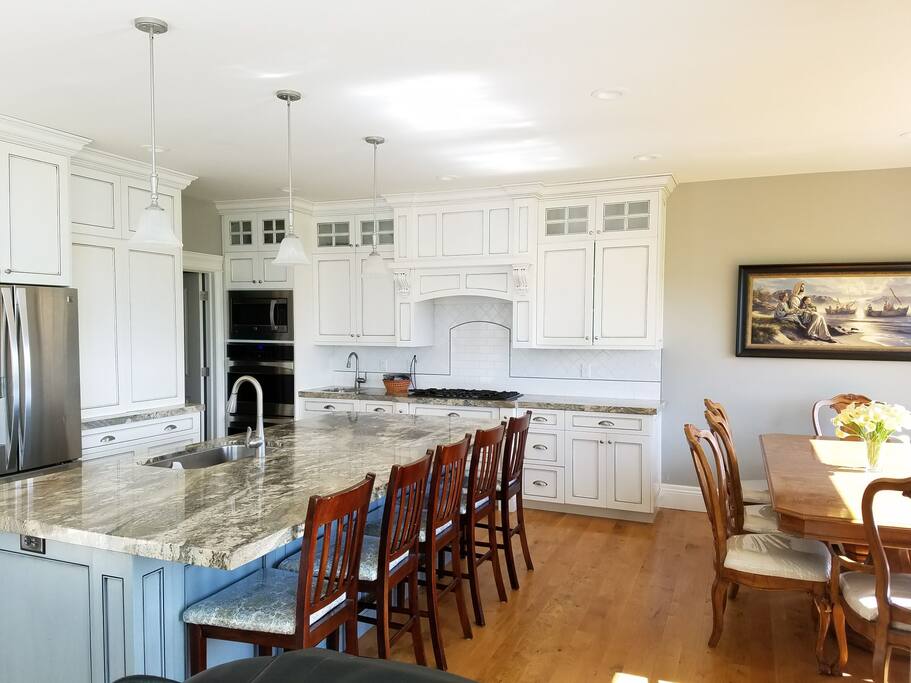 Kitchen with plenty of seating
