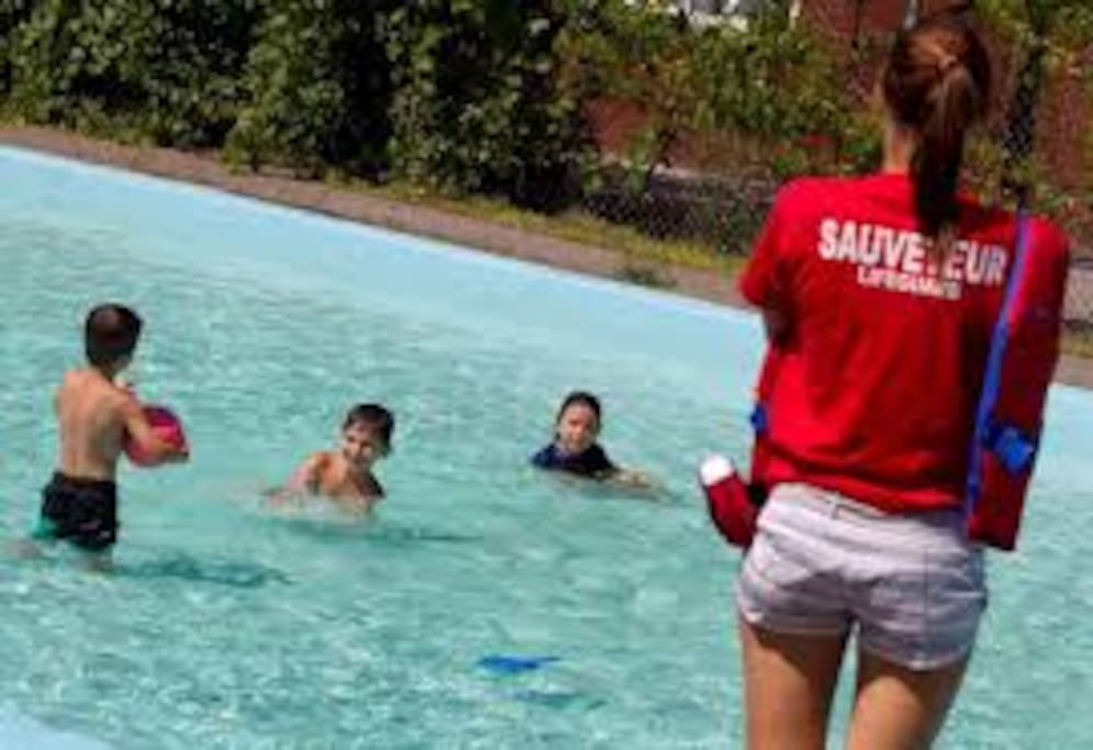 Local municipal pool minutes away