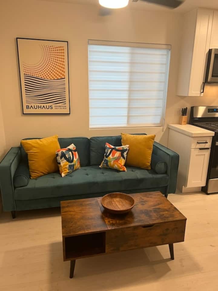 Modern Retreat Near Cbu - Kaiser - Parkview - Ucr - Riverside, CA