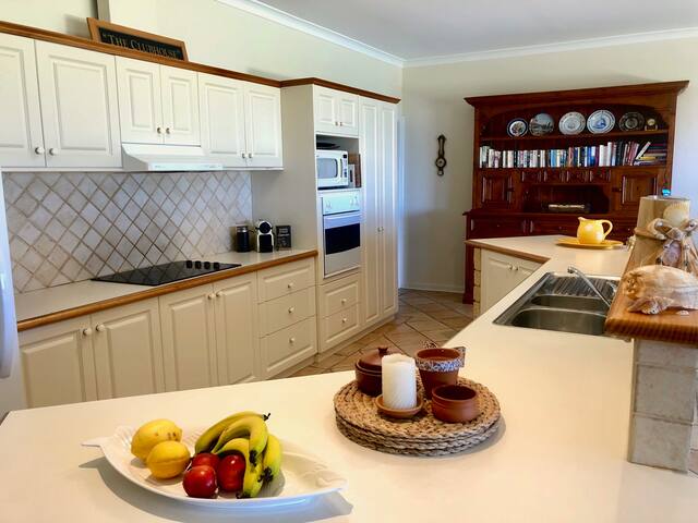 Dunsborough Clubhouse on the Beachfront gallery image 5