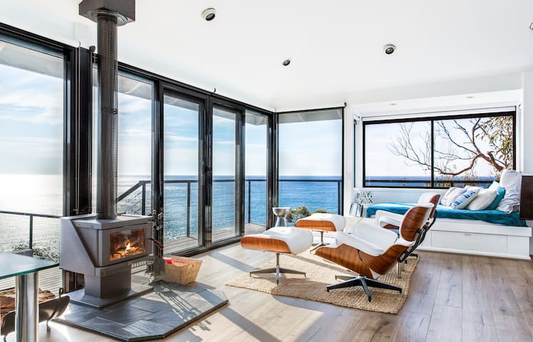 The Deck House - Amazing Views! Couples