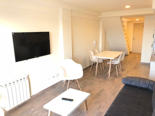 Ari Aparts Bariloche managed Airbnb listing 1