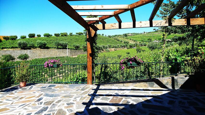 Terraço Panorâmico na Casa Vale do Douro