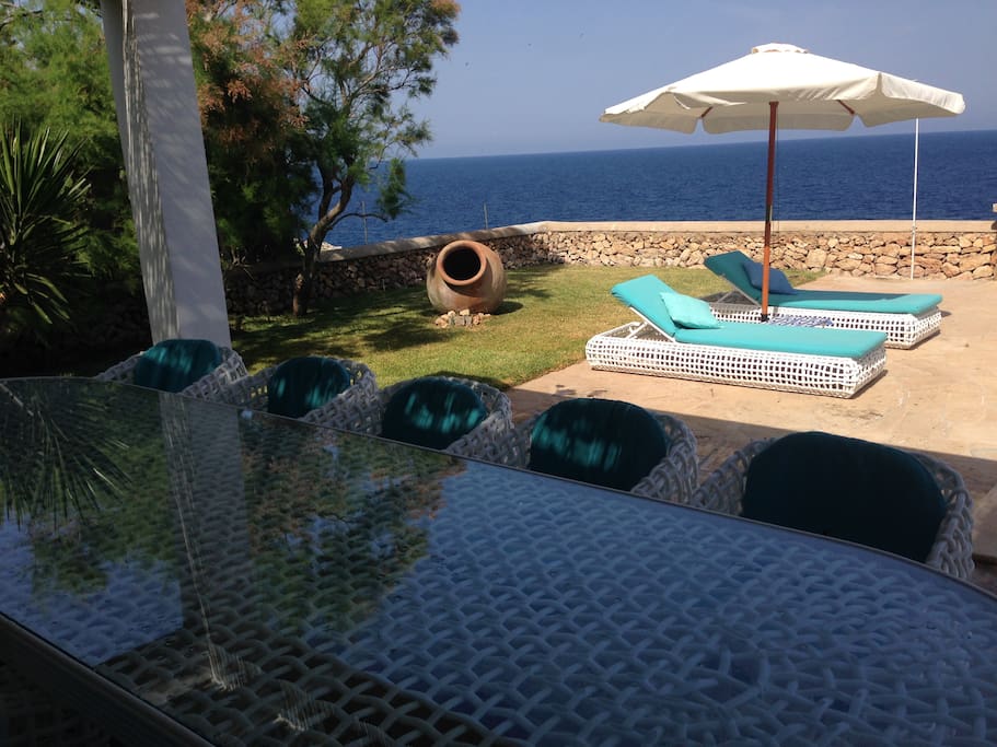 Garden & Swimming pool