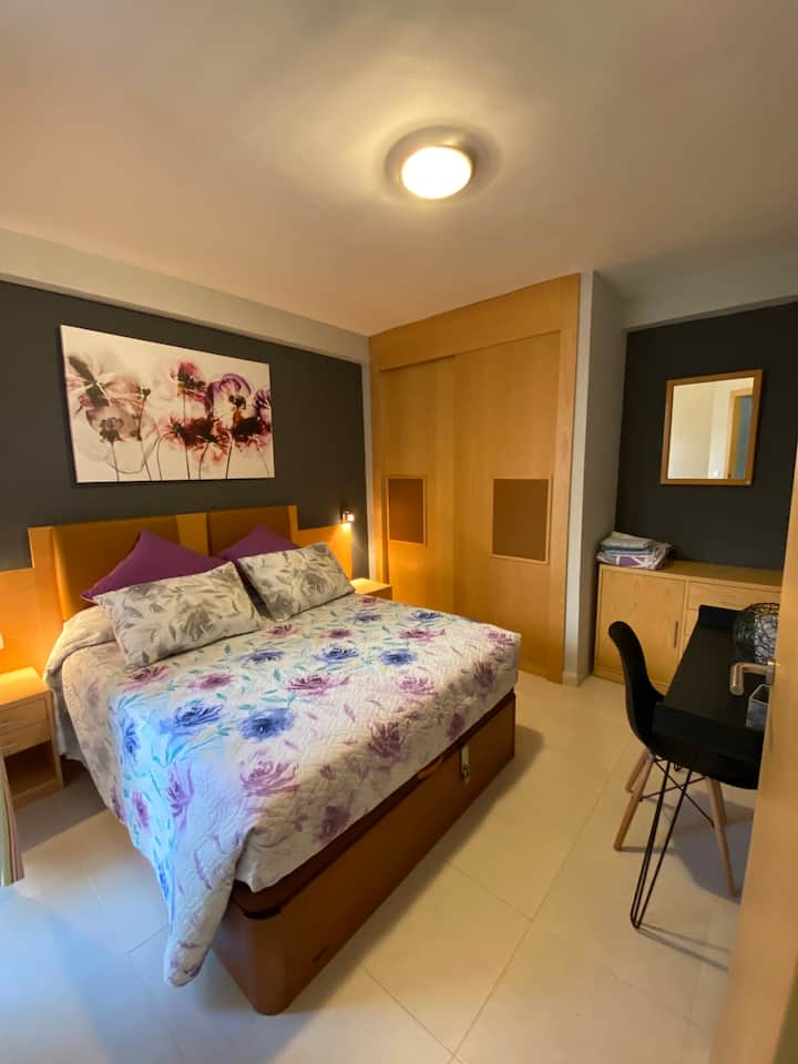 Dormitorio Principal - veľká manželská posteľ