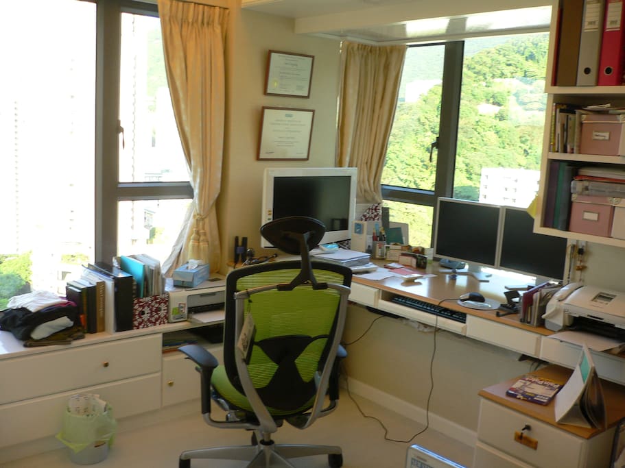 Working space with internet provided and bose theatre