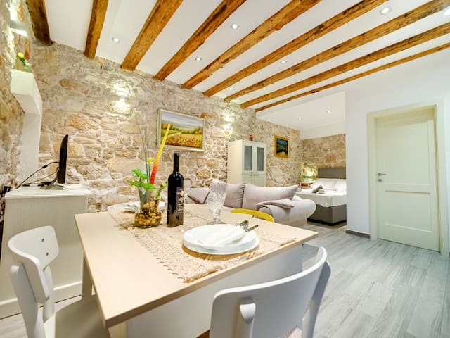 Airbnb Sibenik Ferienwohnungen Unterkunfte Sibenik